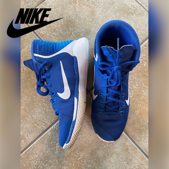 NIKE BOYS Lightweight Dual Fusion High Too Sneaker - Picture 1 of 10